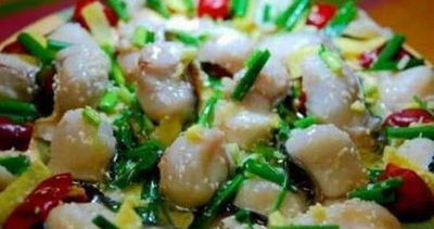 滋补乌骨鸡火锅