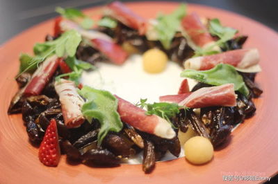 蒜瓣烧田鸡腿的做法