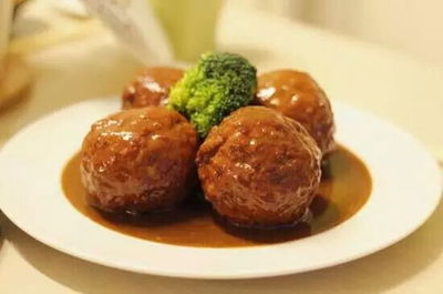 蕨菜炒鸡肉的做法