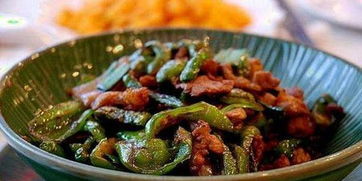 家常菜文蛤豆腐汤的秘方，家常菜谱的制作材料
